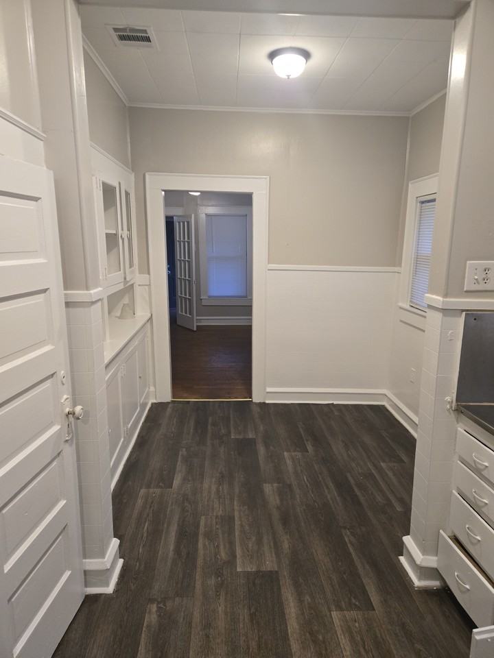 2900 Gorman Ave - Photo 4 of 19