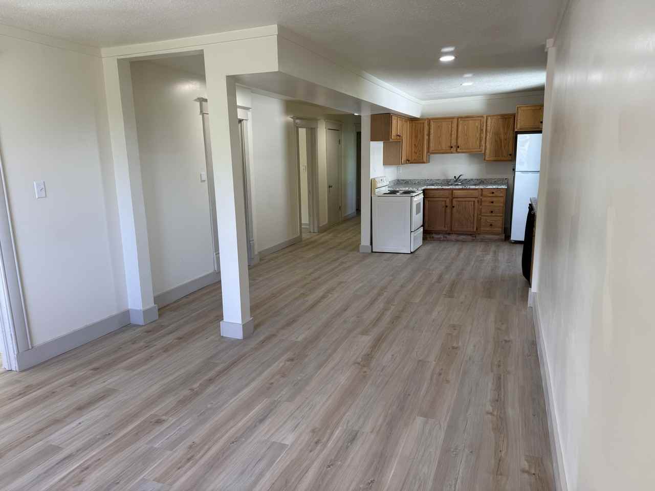 402 S Ravine St #2 - Photo 2 of 9