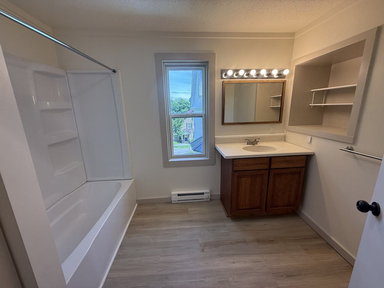 402 S Ravine St #2 - Photo 4 of 9