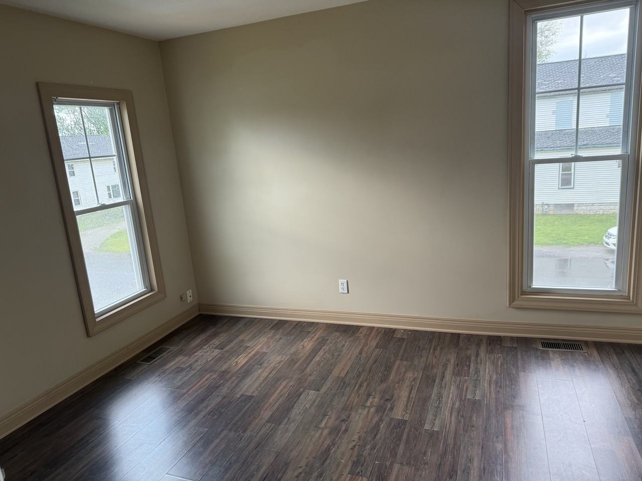 416 N Randolph St #418 - Photo 2 of 7