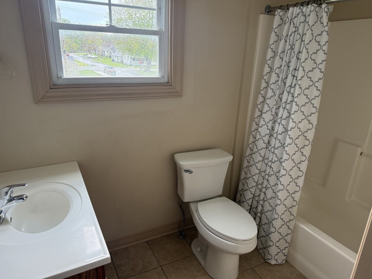 416 N Randolph St #418 - Photo 4 of 7