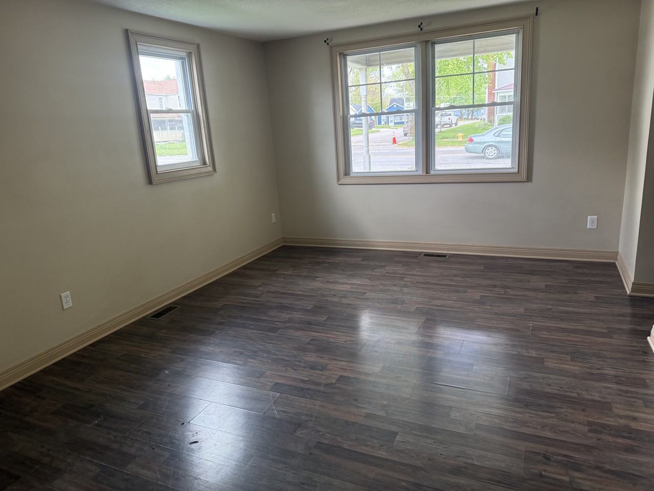 416 N Randolph St #418 - Photo 5 of 7