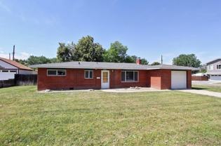 4011 W Greenbrier Dr - Photo 1 of 1