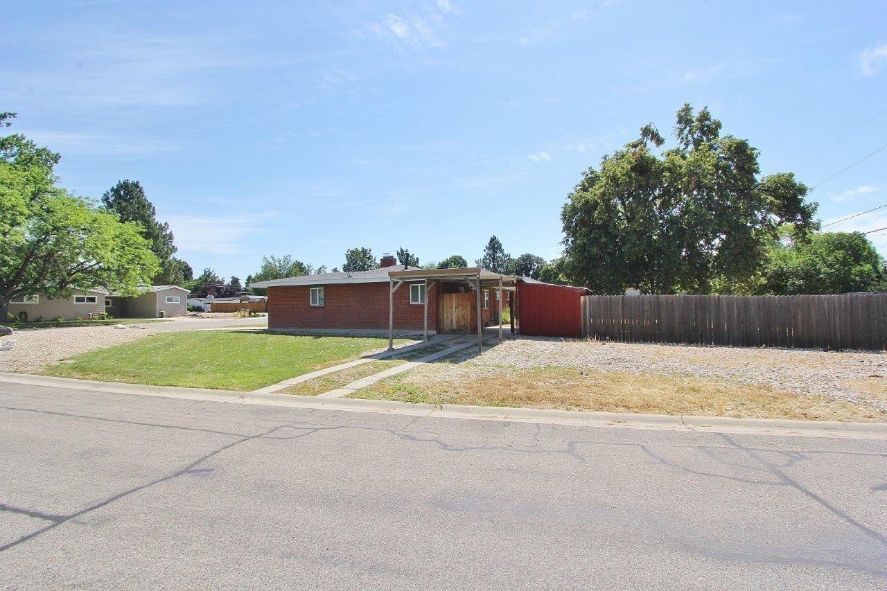 4011 W Greenbrier Dr - Photo 2 of 32