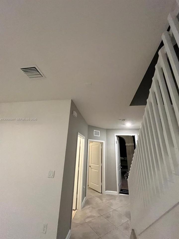 25002 Sw 114th Ave - Photo 6 of 32