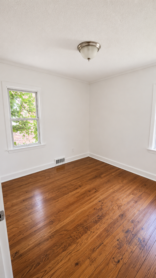 15720 Lauder St - Photo 6 of 6