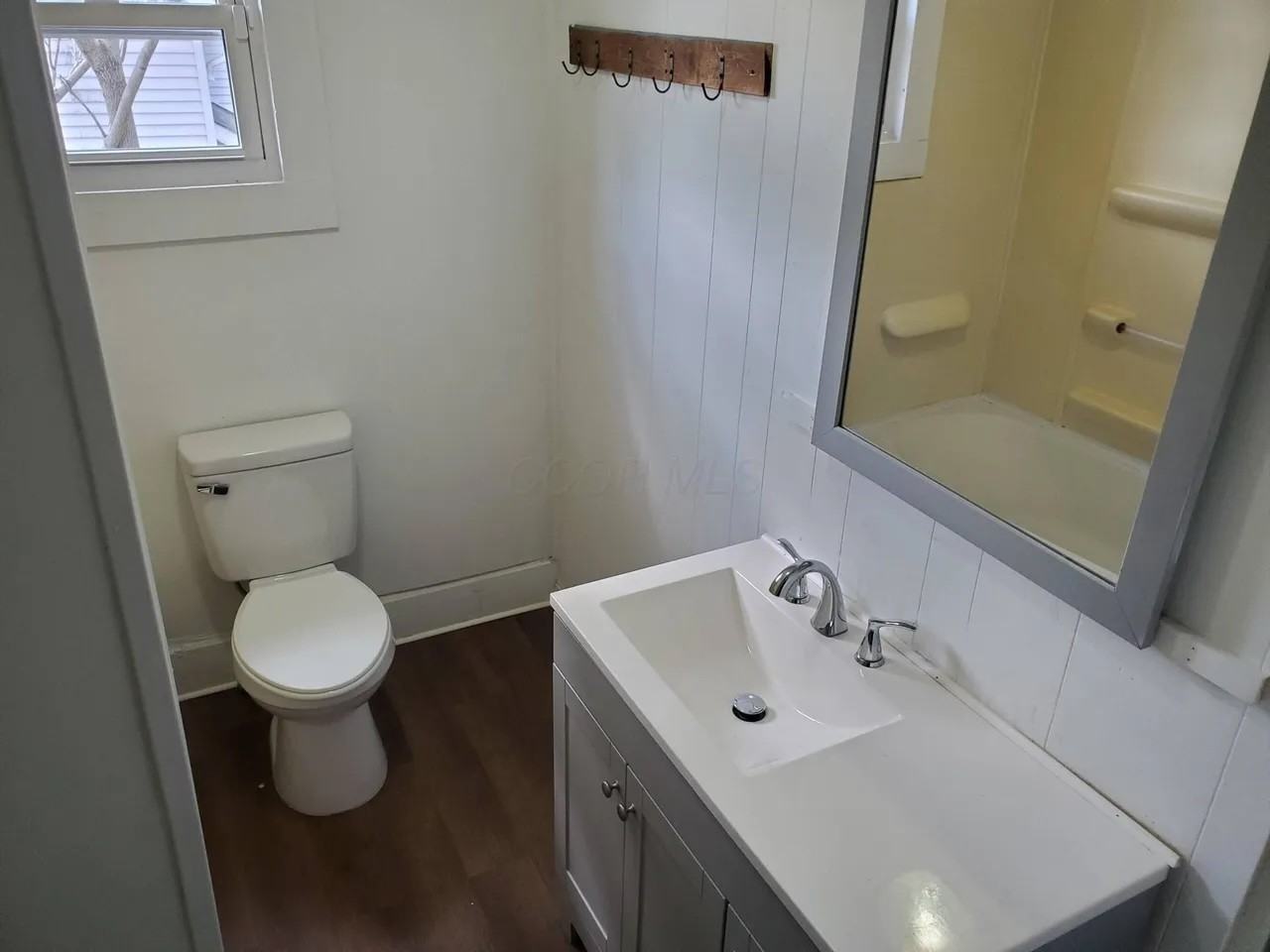 389 Oak St #2 - Photo 6 of 10