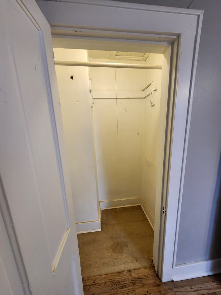 408 A St - Photo 5 of 12