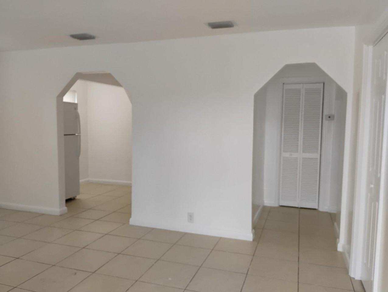 2325 Madison Street, LLC - Photo 3 of 9