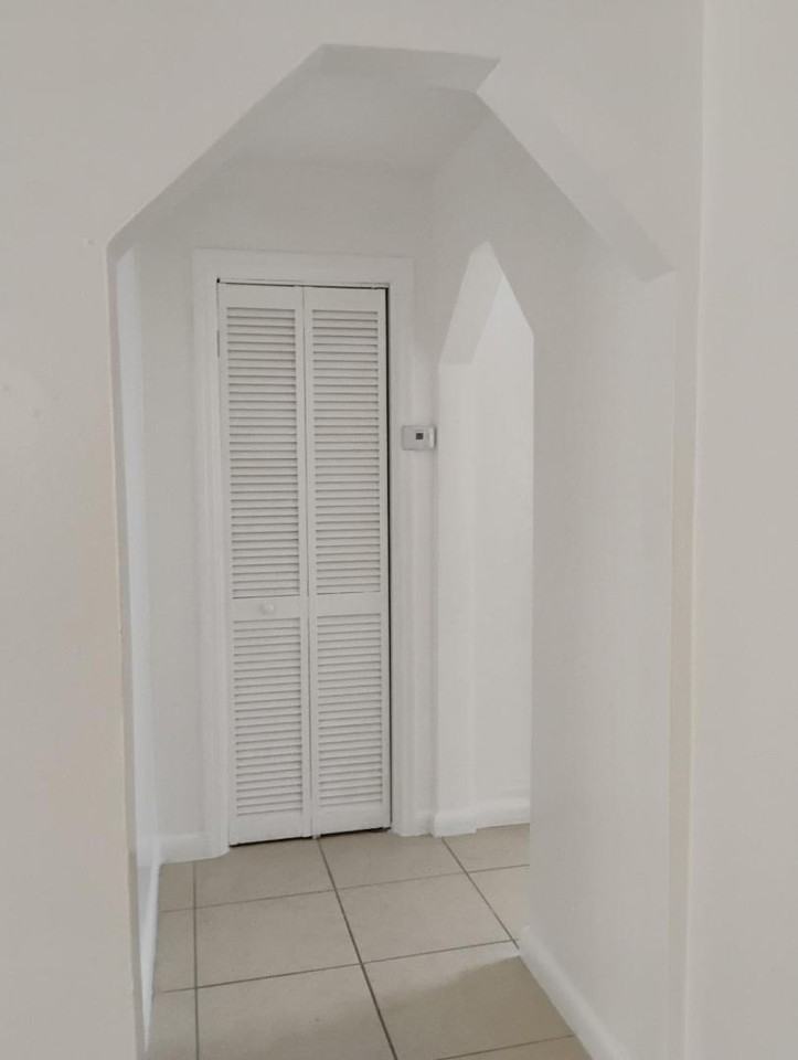 2325 Madison Street, LLC - Photo 7 of 9
