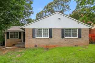 558 Wavelyn Way - Photo 1 of 1
