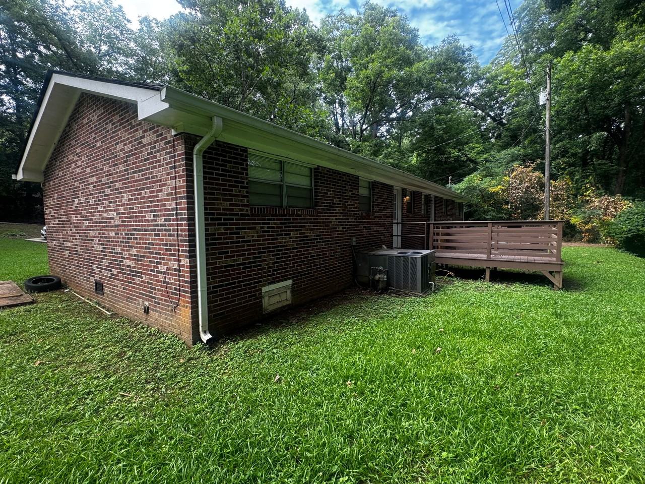 4152 Monticello St Sw - Photo 4 of 15