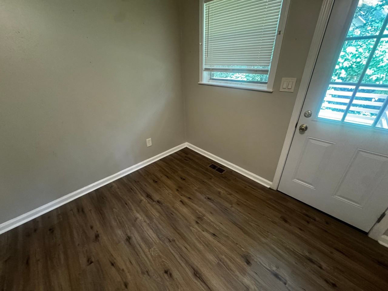 4152 Monticello St Sw - Photo 7 of 15