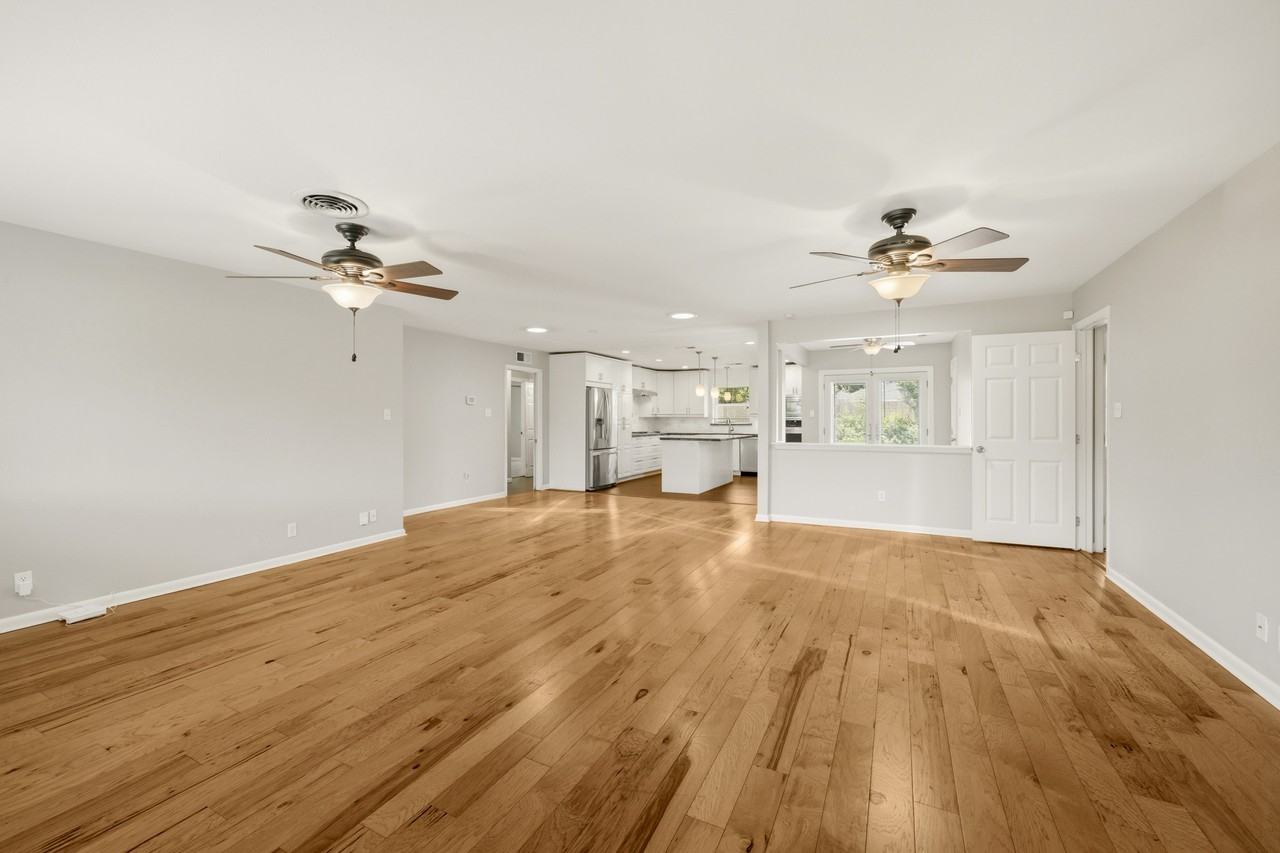 6210 Waltway Dr #1 - Photo 4 of 27