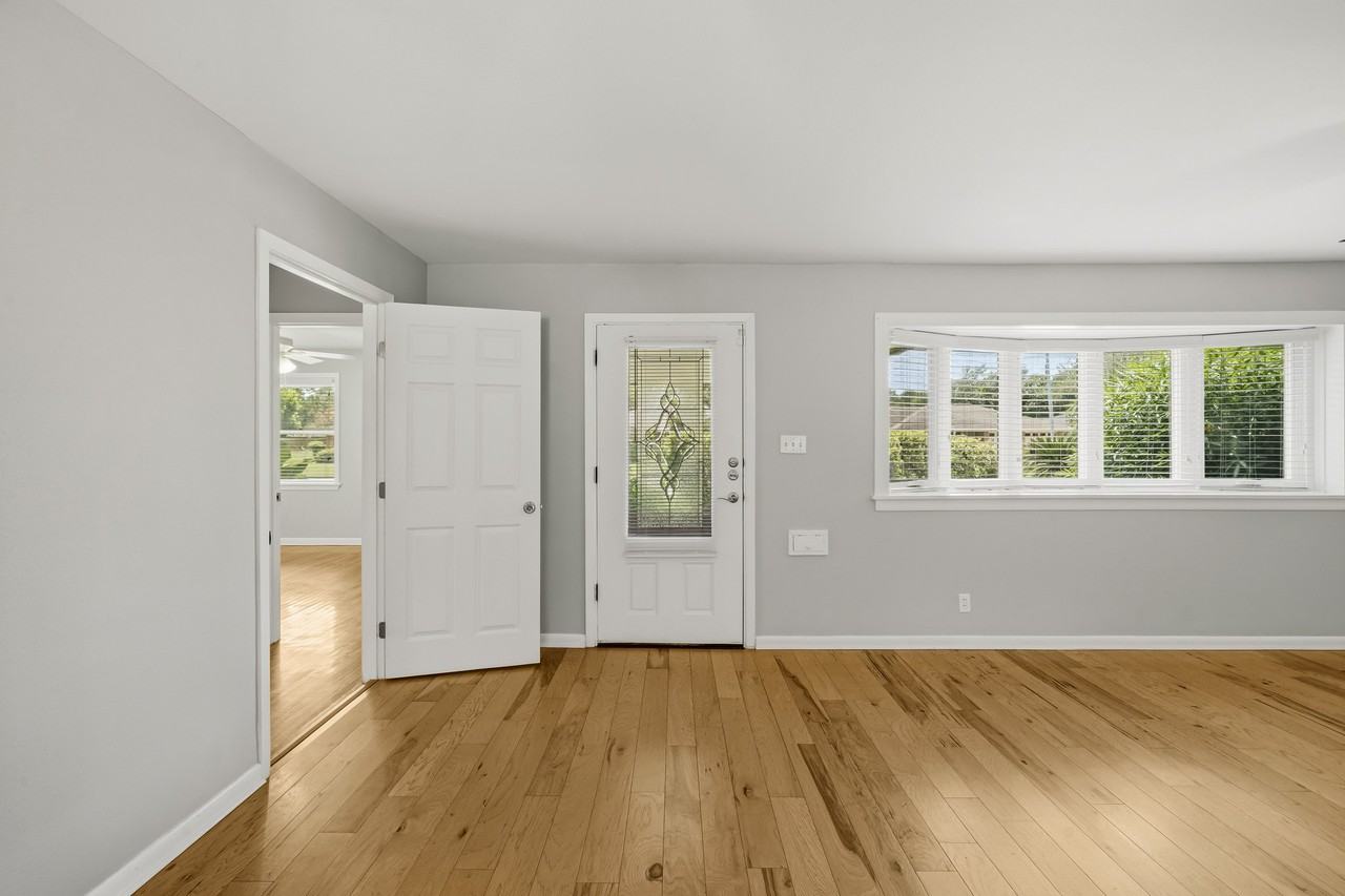 6210 Waltway Dr #1 - Photo 5 of 27