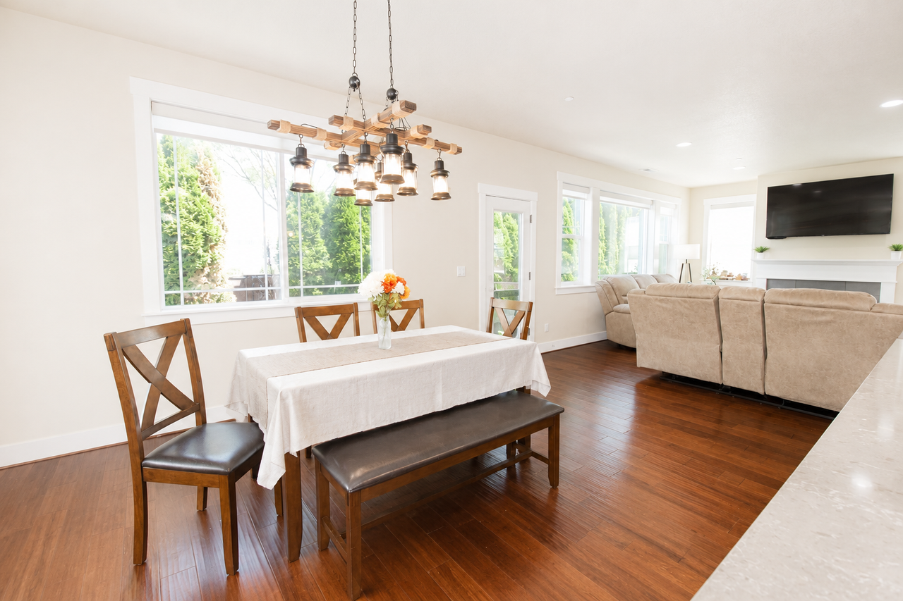 402 Ne 77th Ave #1 - Photo 7 of 28