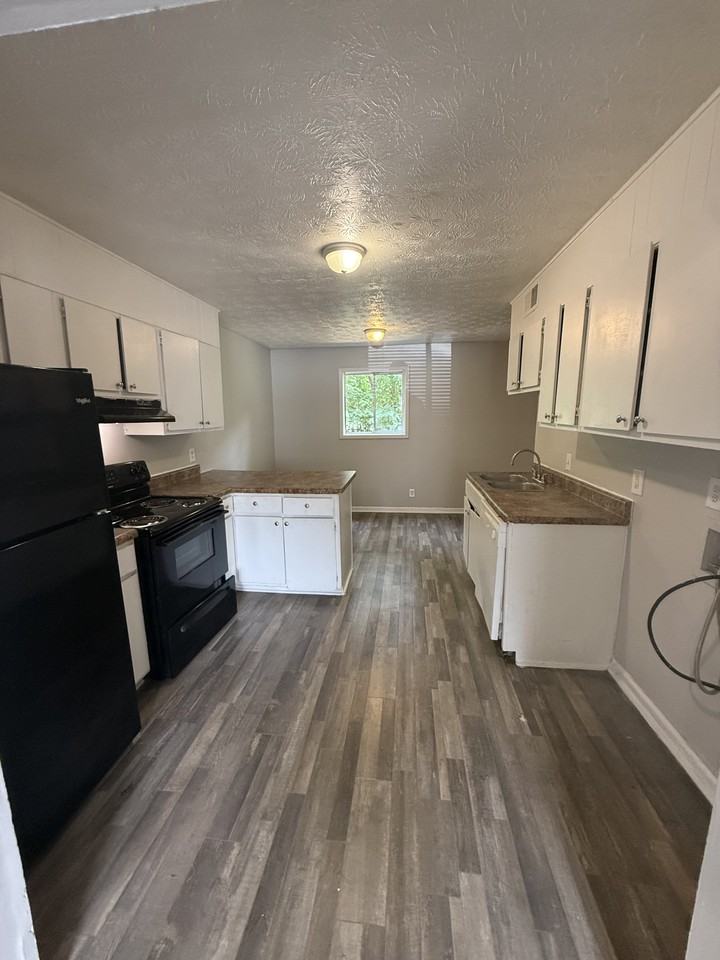 1655 North Atwood Drive - F 1 #F1 - Photo 6 of 10
