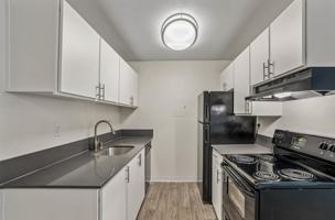 featured image of 4455 Ne 12th St