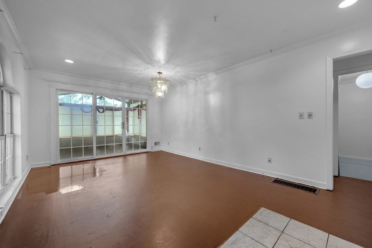 2221 Avenue W26th St. Ensley #2221 - Photo 5 of 50