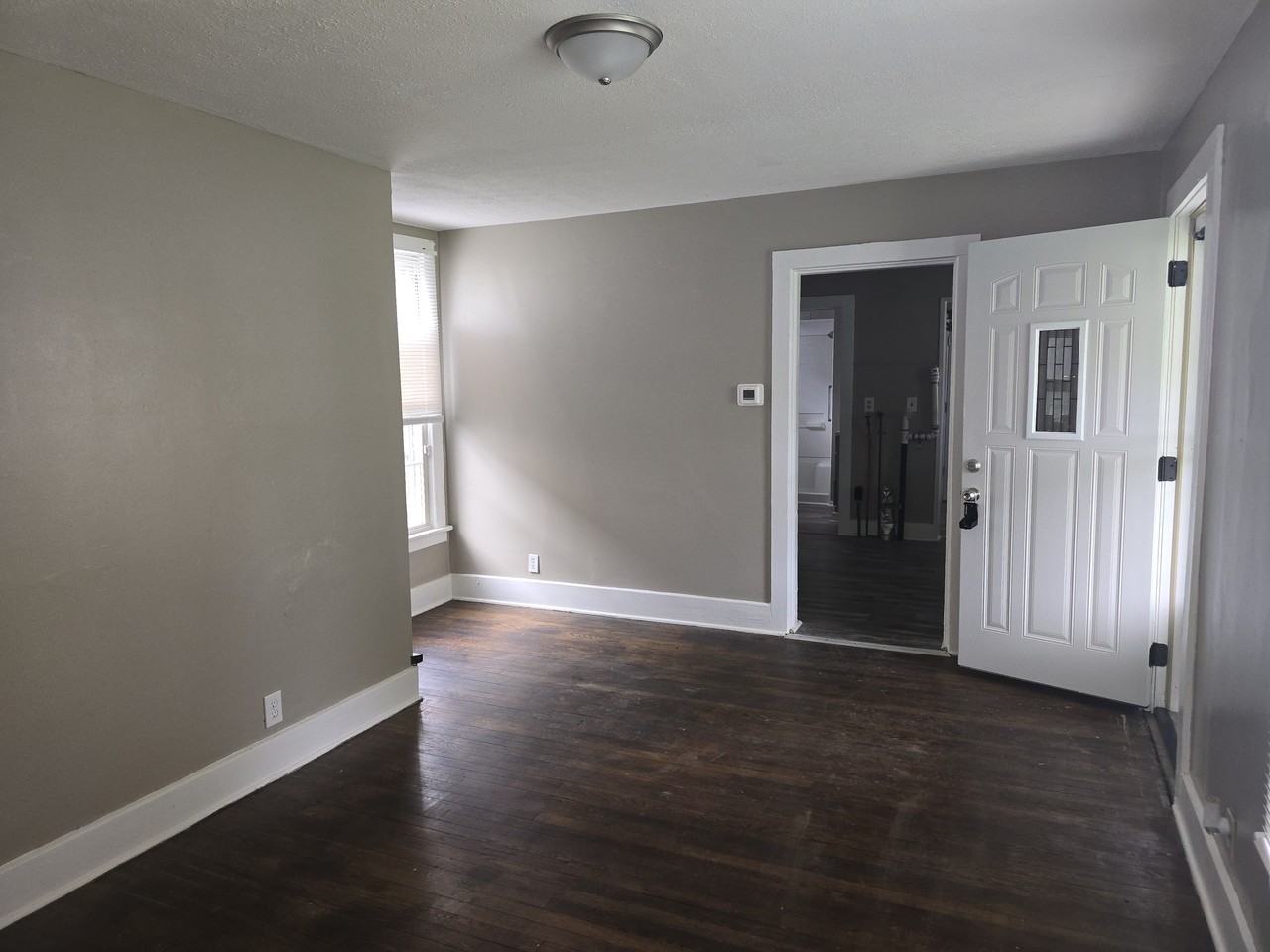 64 Wilwood Ave #1 - Photo 3 of 7
