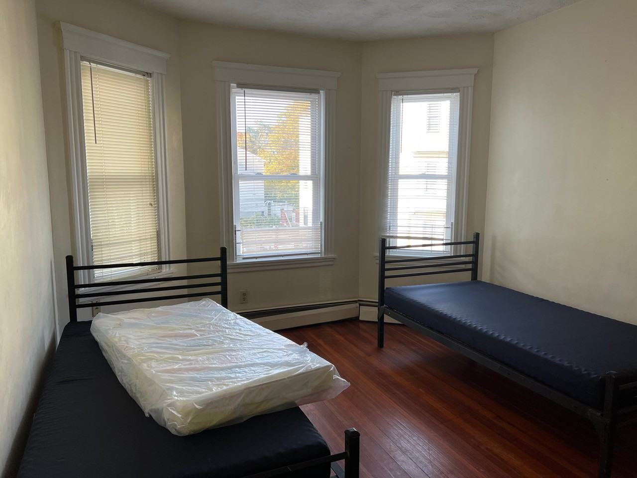 34 Cameron St #2 - Photo 6 of 10
