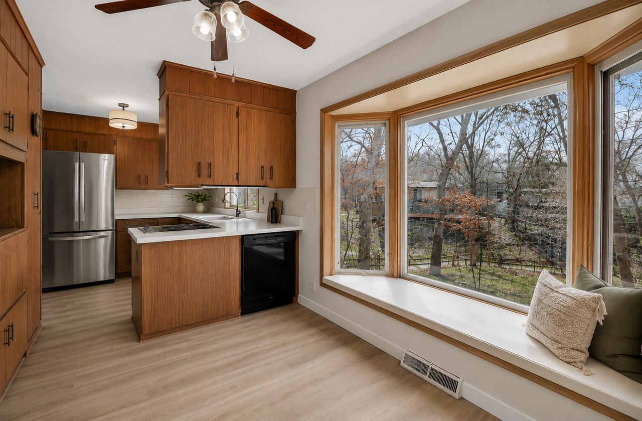 2512 Timber Dr #1 - Photo 3 of 18