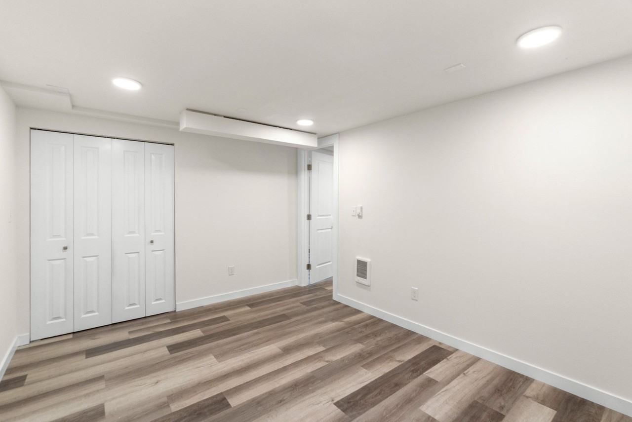 2843 Harold Dr Se #B - Photo 7 of 19