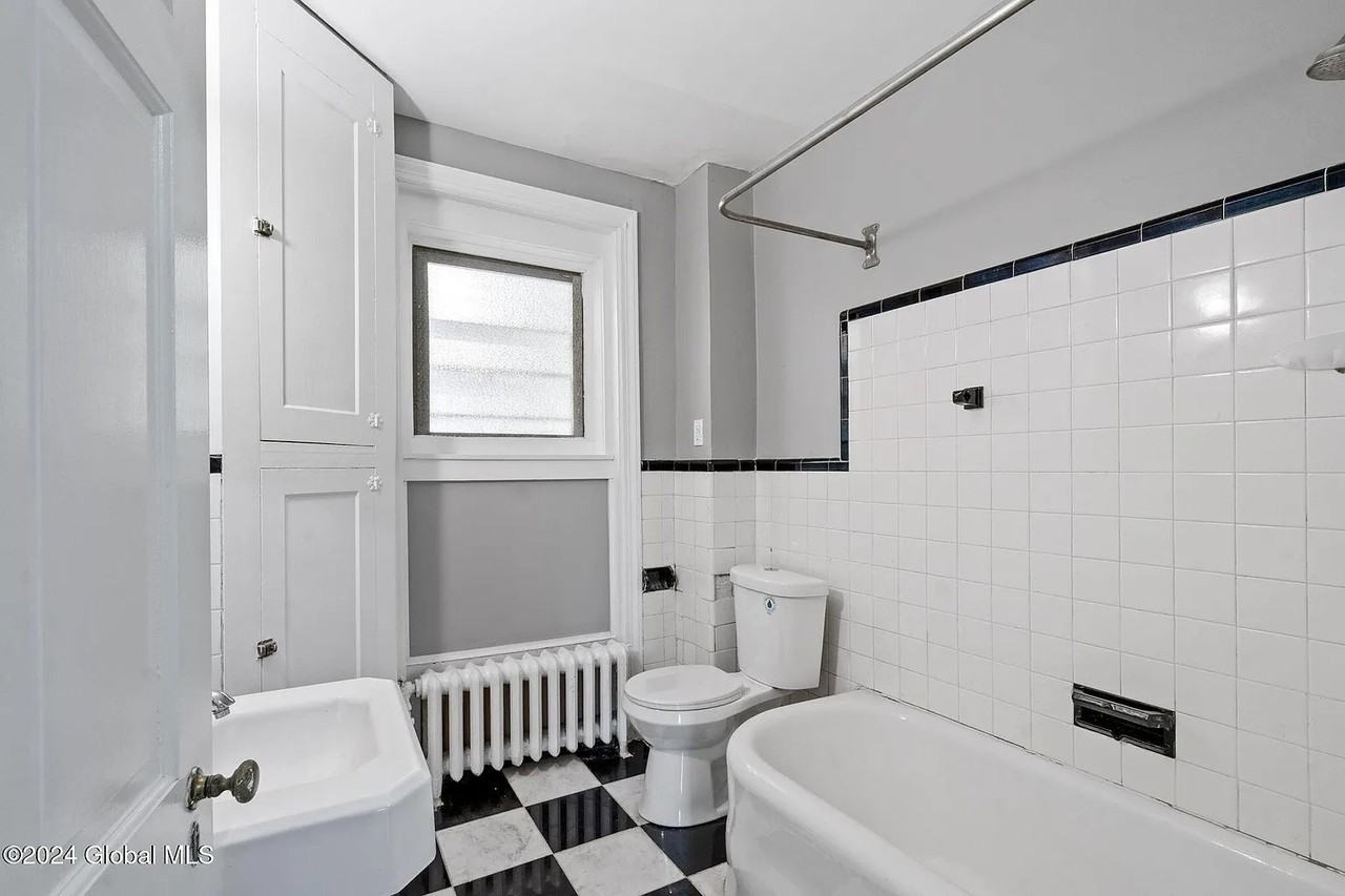 41 Dove St #MAIN - Photo 4 of 23