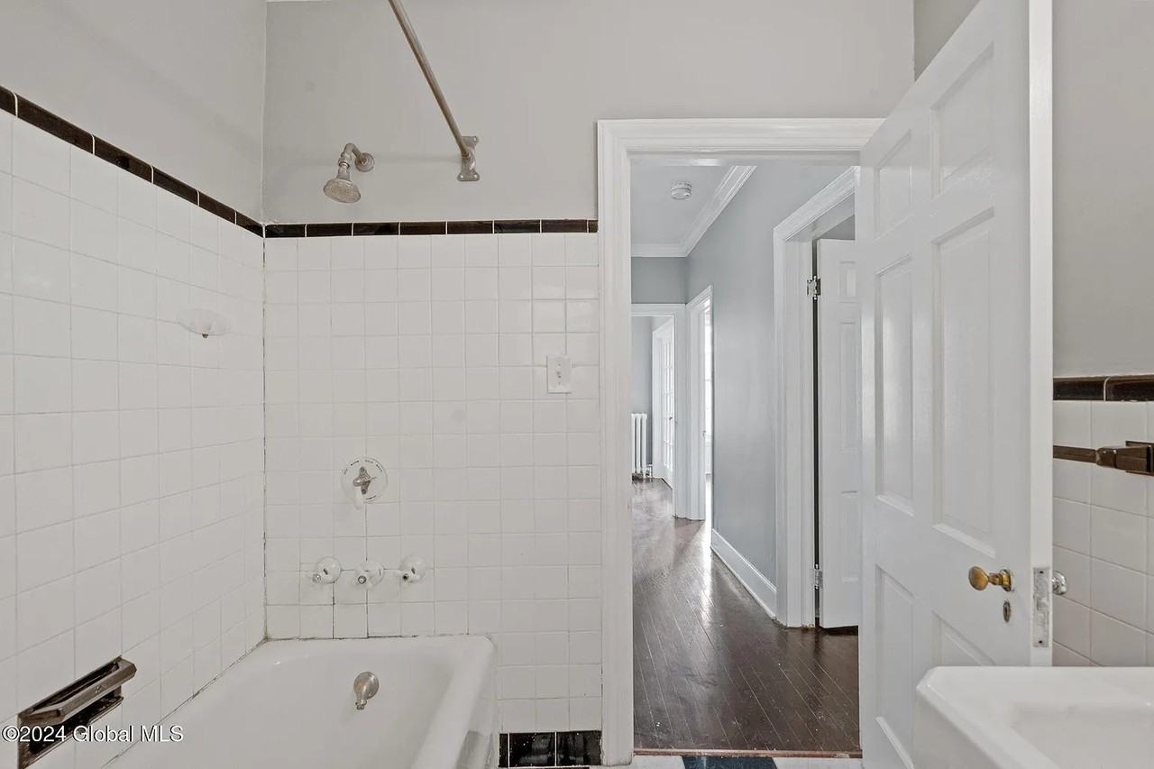 41 Dove St #MAIN - Photo 6 of 23