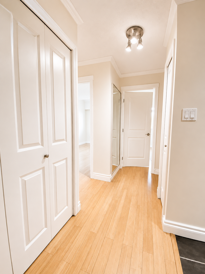 8120 Colonial Drive - Photo 4 of 15