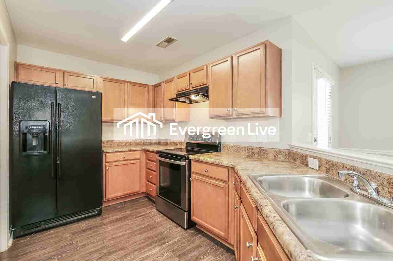 4019 Shallowcreek Ct - Photo 6 of 15
