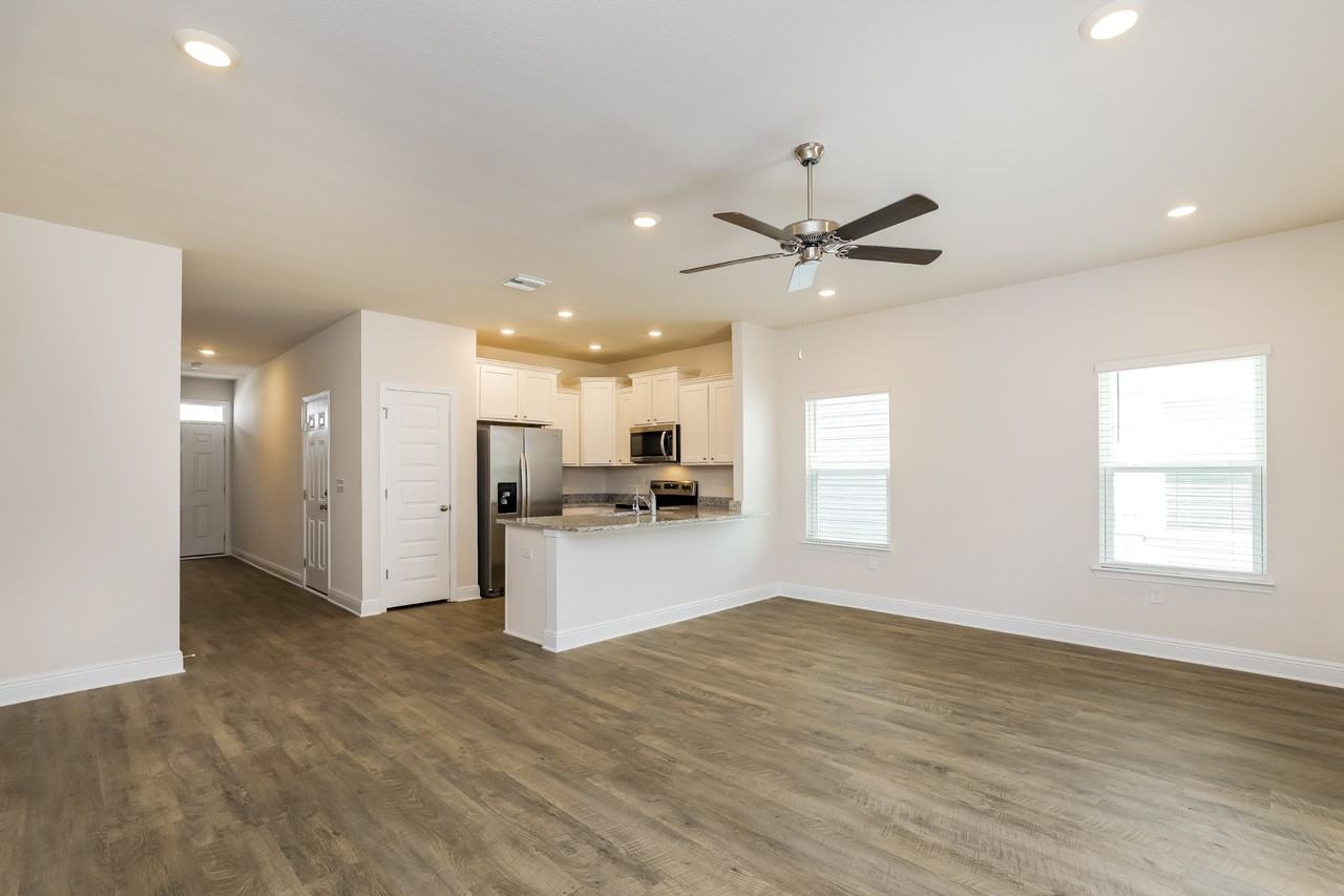 1655 Caleigh Ct - Photo 3 of 16