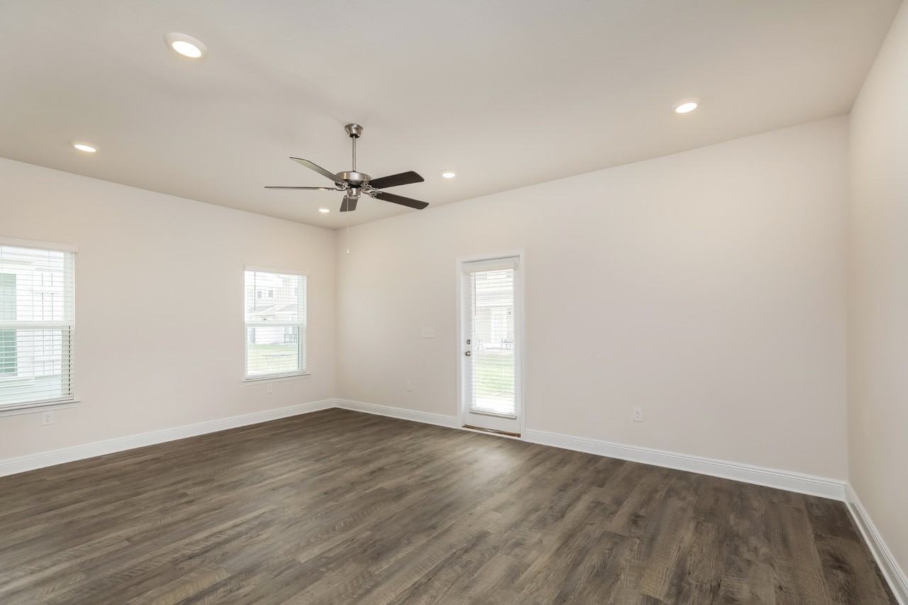 1655 Caleigh Ct - Photo 5 of 16