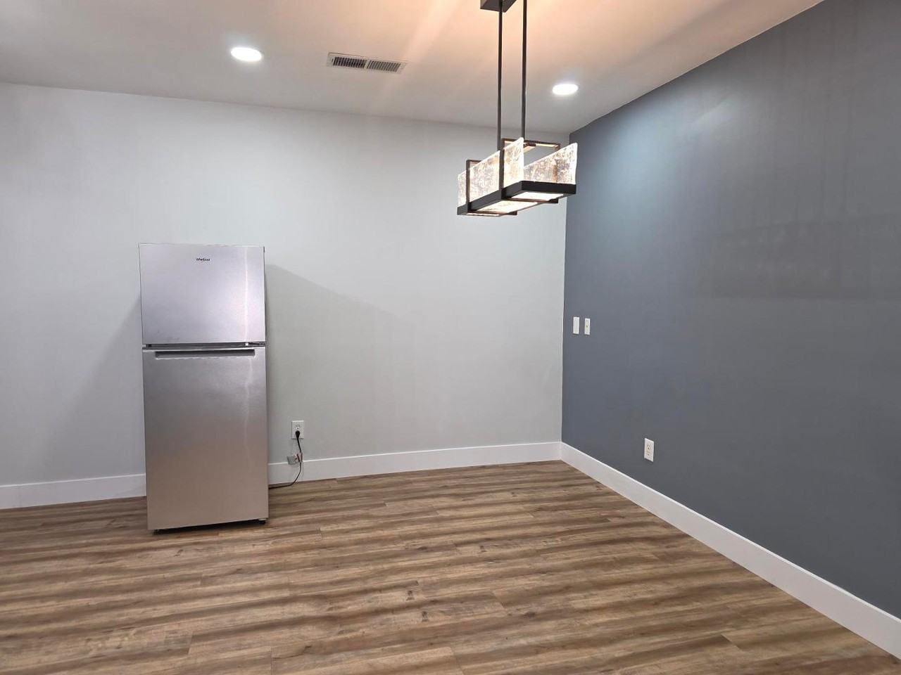 319 Silverberry Ct #A - Photo 3 of 12