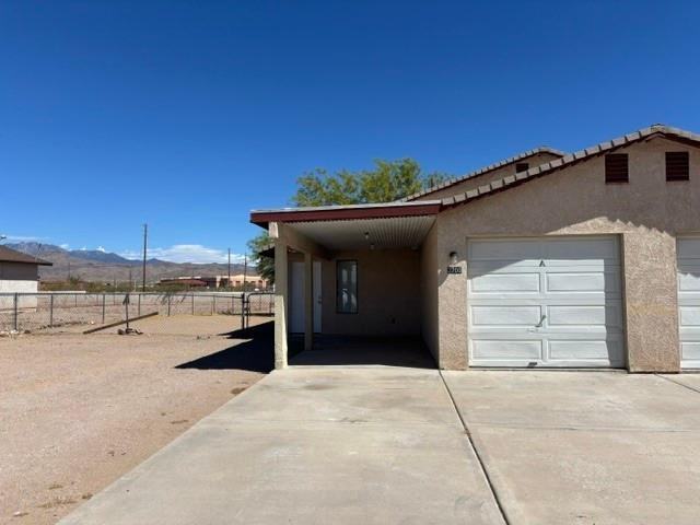 2700 W Shauna Dr