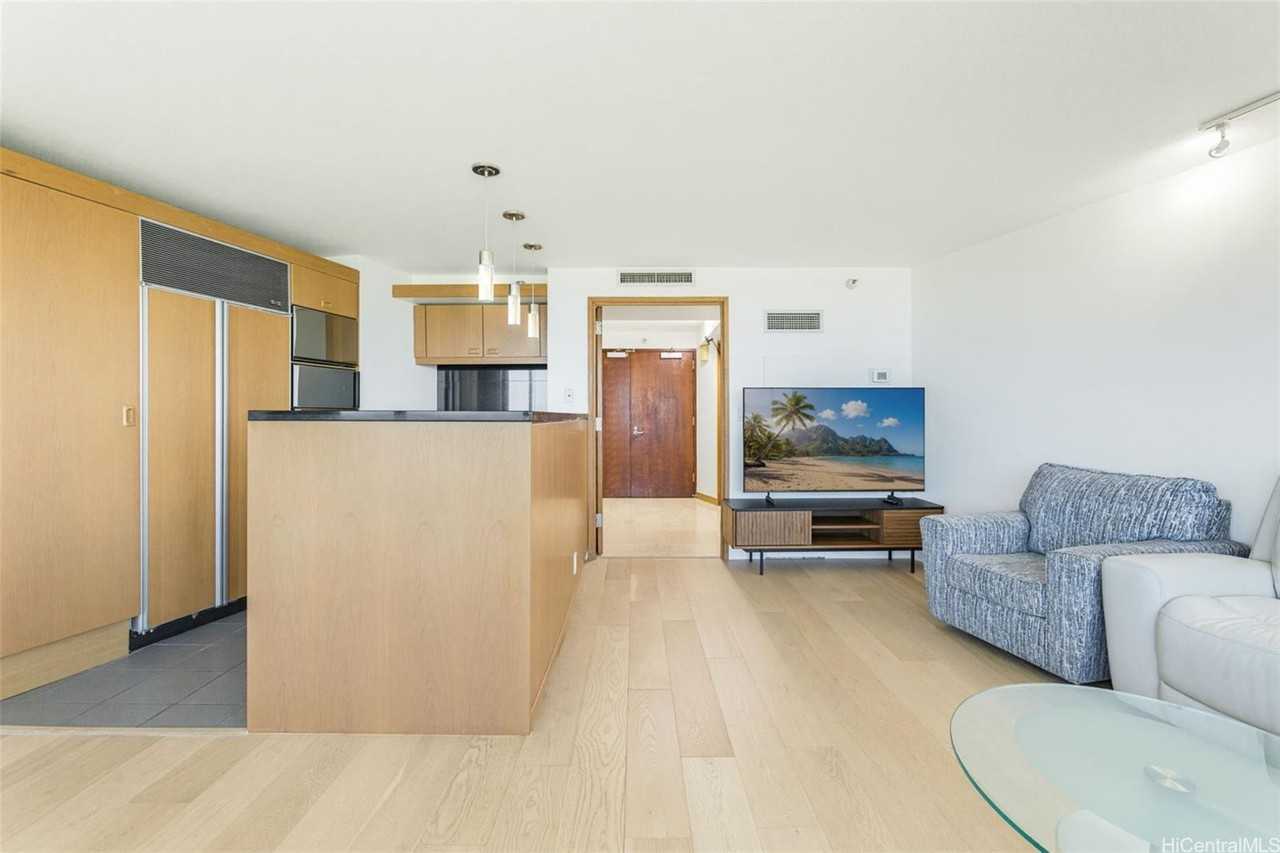 1330 Ala Moana Blvd #1204 - Photo 6 of 24