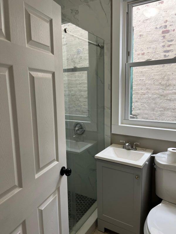 188 Bergen Ave - Photo 6 of 13