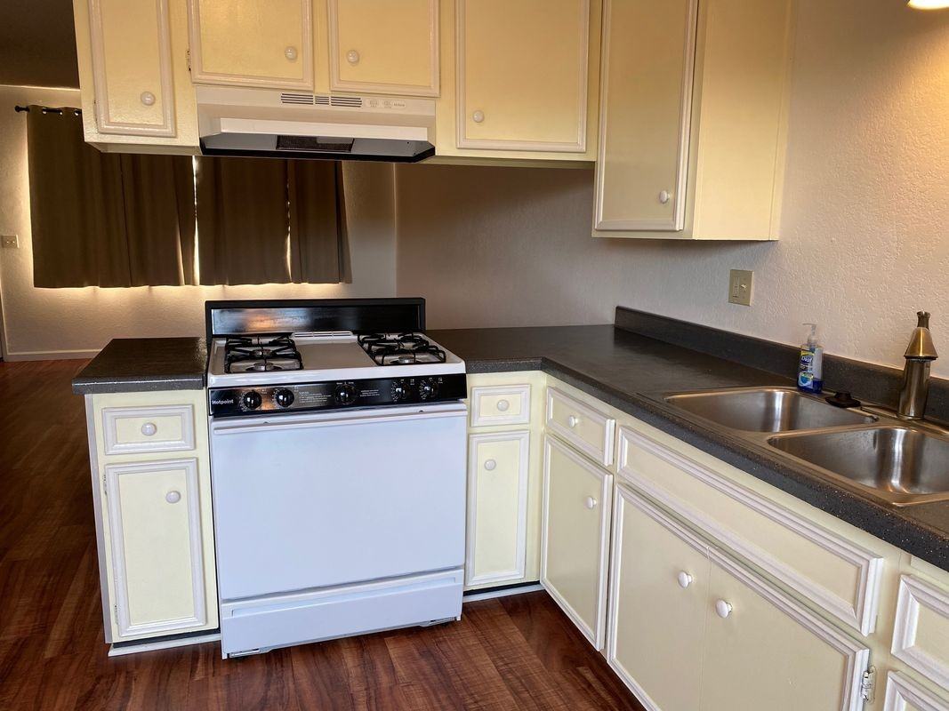 183 Brisco Rd - Photo 3 of 12