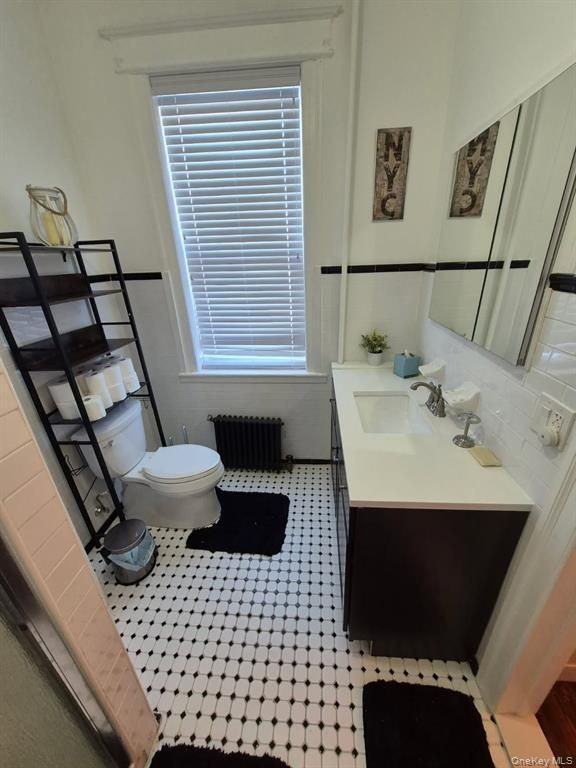 11816 101st Ave - Photo 2 of 3