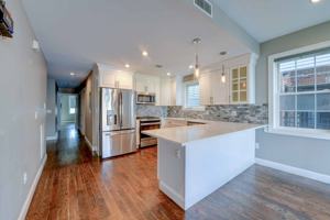 featured image of 97 W 55th St
