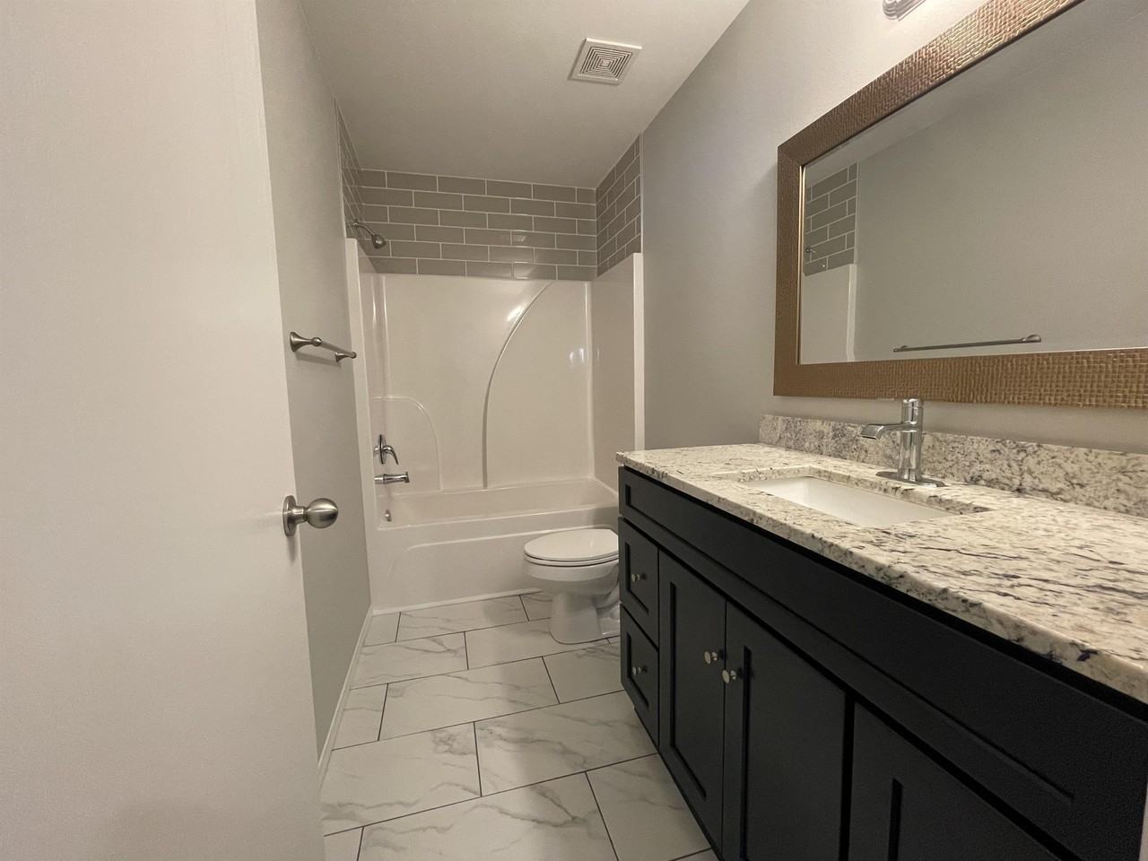 3602 Sw Deerfield Blvd #1 - Photo 2 of 19