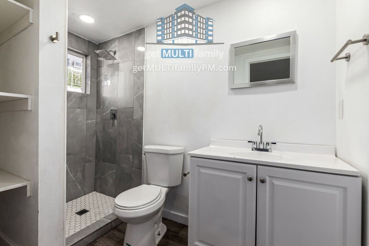 123 E Mano Dr - Photo 4 of 8