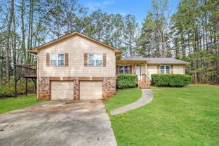 307 Hamilton Glenn - Photo 1 of 1