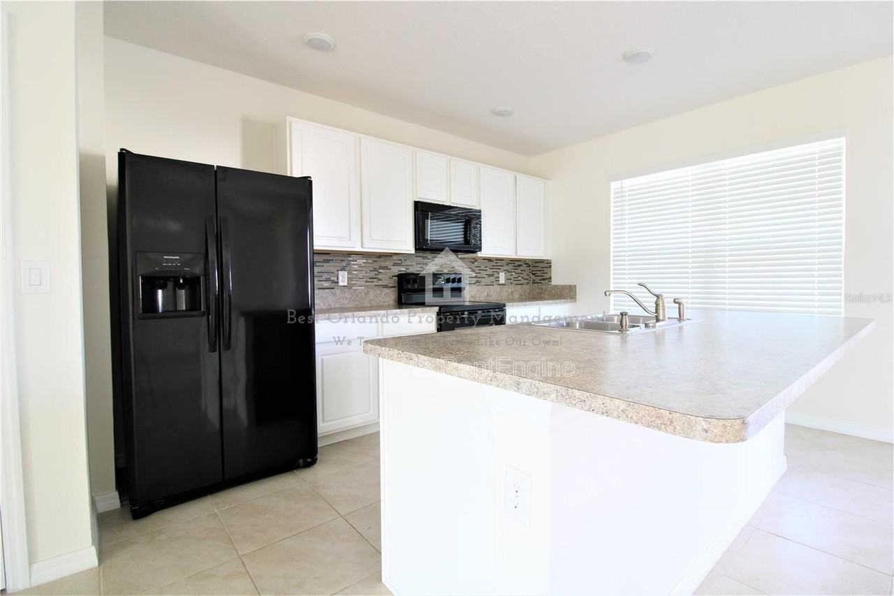 1842 Katz Crossing Dr #1 - Photo 7 of 29