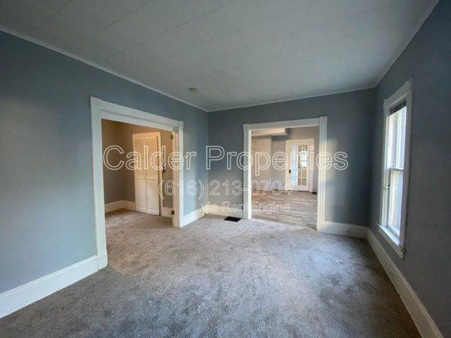 143 Page St Ne #1 - Photo 4 of 14