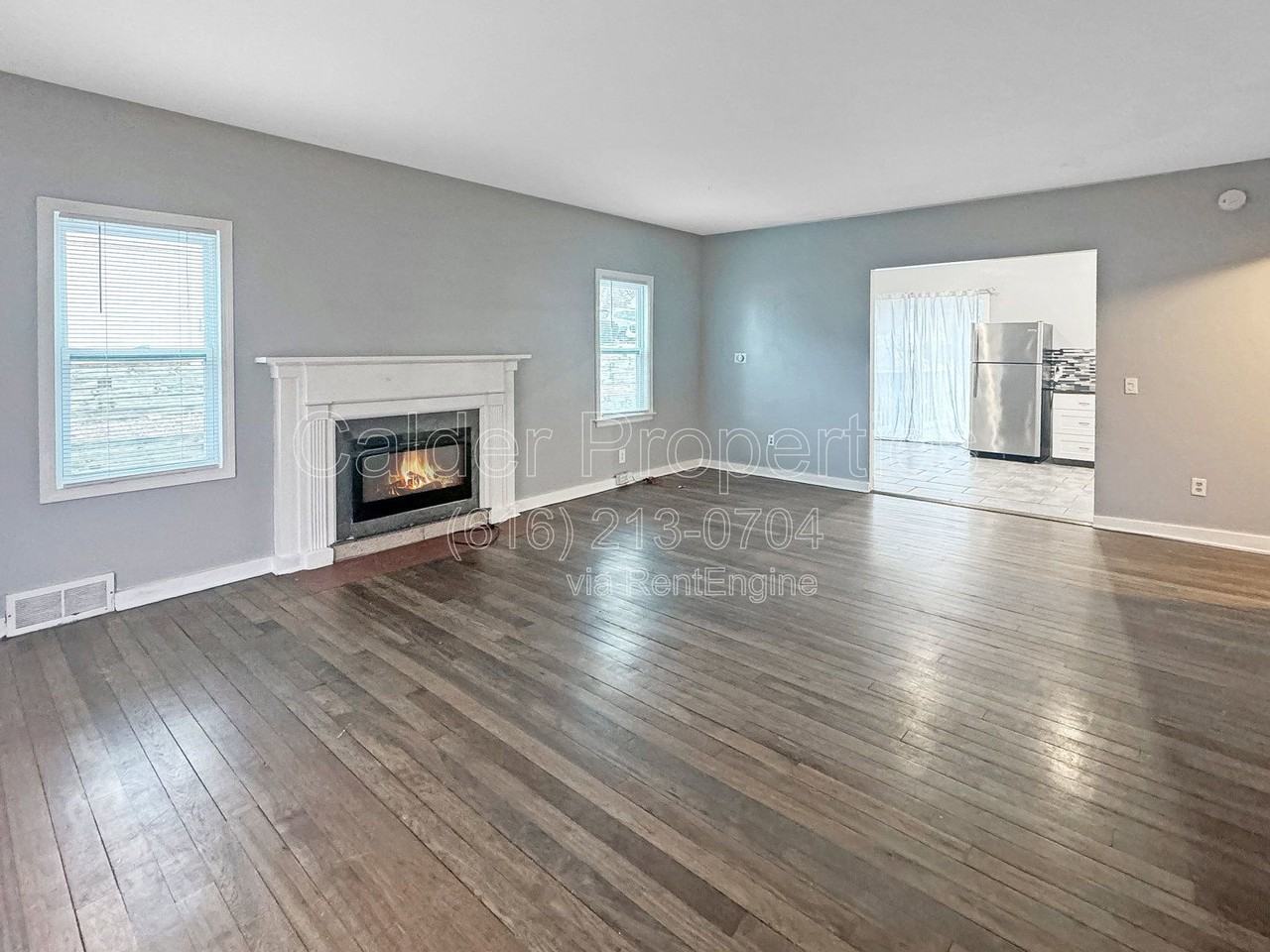 1712 Michigan St Ne - Photo 2 of 21