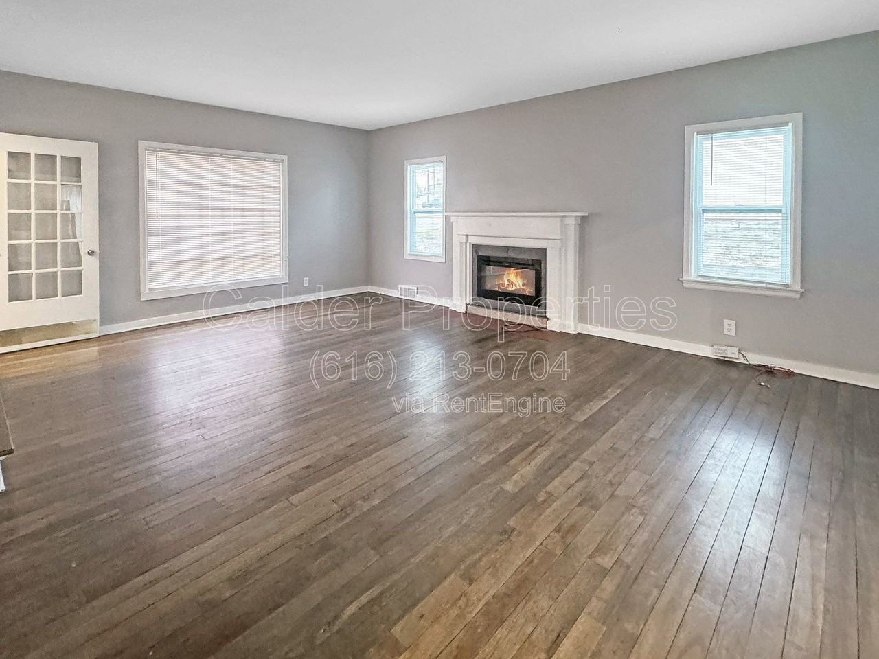 1712 Michigan St Ne - Photo 4 of 21