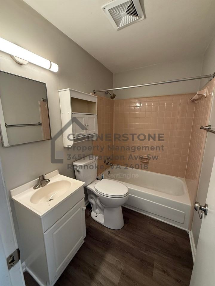 1401 3rd St Sw #7 - Photo 7 of 9