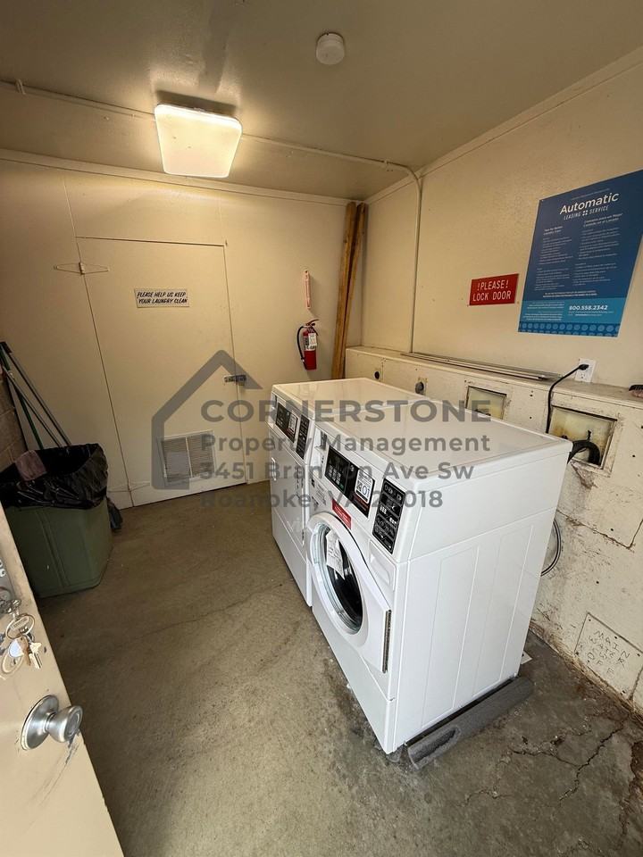 1401 3rd St Sw #7 - Photo 2 of 9