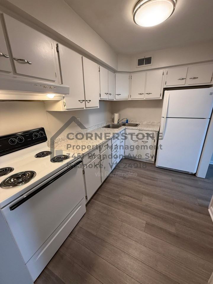 6500 Carefree Ln #12 - Photo 2 of 15